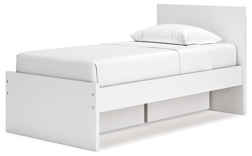 Onita  Panel Platform Bed With 1 Side Storage